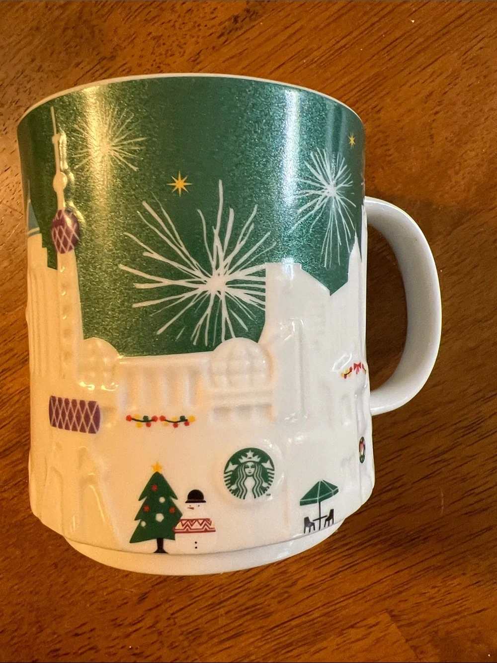 Shanghai China Starbucks relief collectors mug 2015, green